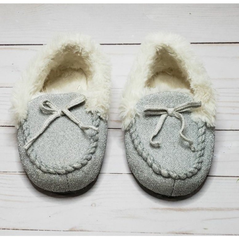 Girls Childrens Place Slippers 10/11